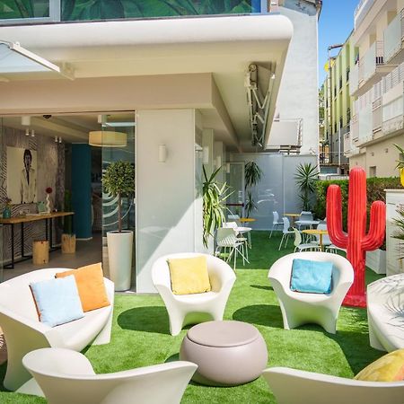 Design Hotel Astra B&B Misano Adriatico Eksteriør billede