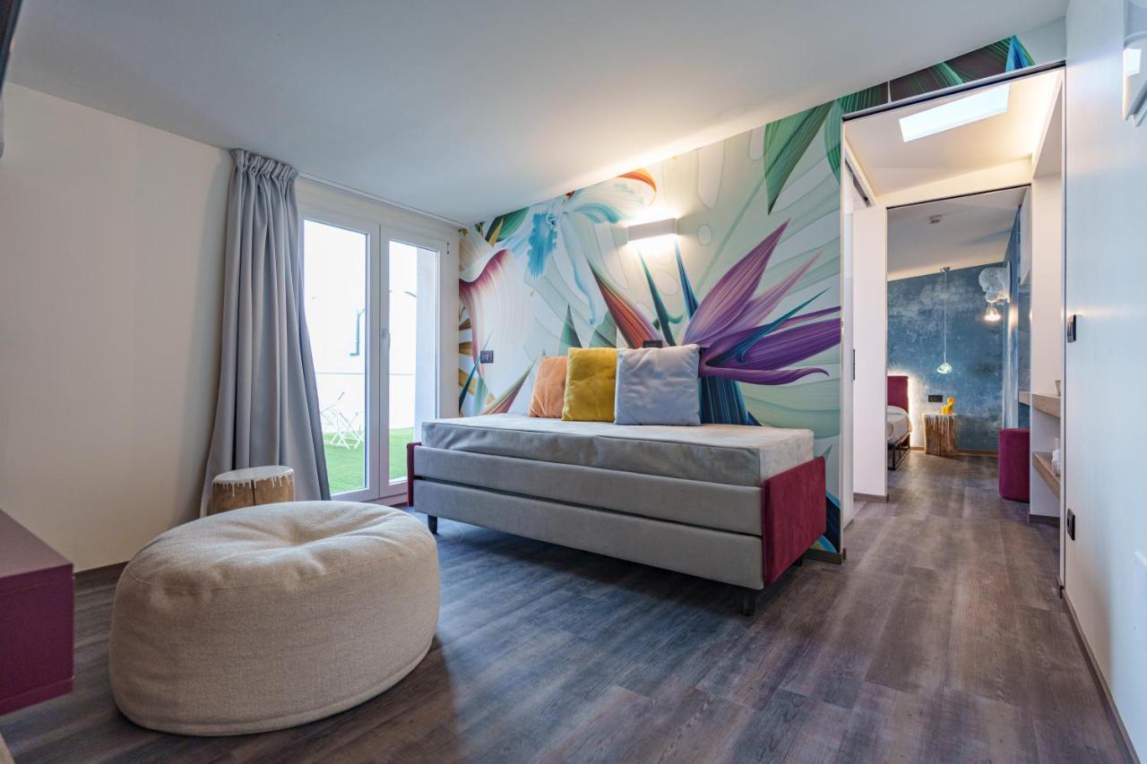 Design Hotel Astra B&B Misano Adriatico Eksteriør billede