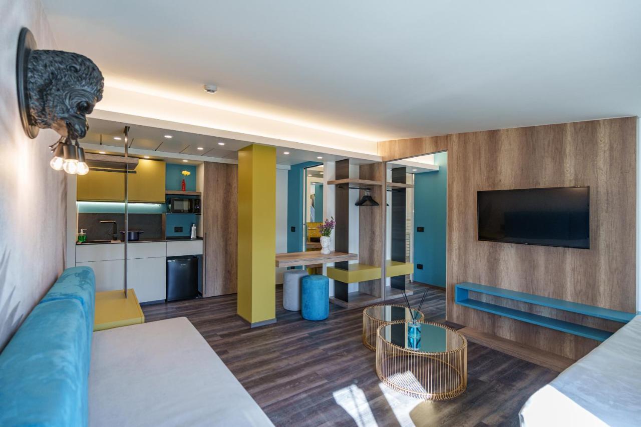 Design Hotel Astra B&B Misano Adriatico Eksteriør billede