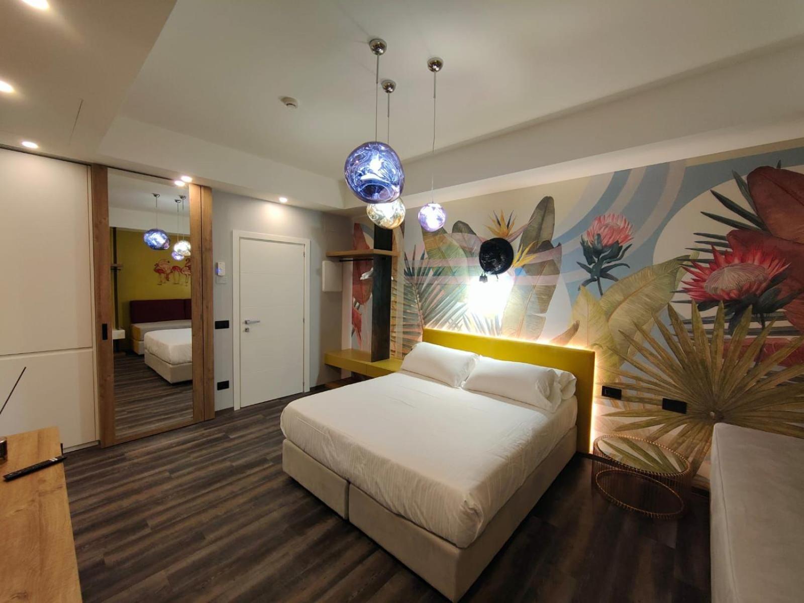 Design Hotel Astra B&B Misano Adriatico Eksteriør billede